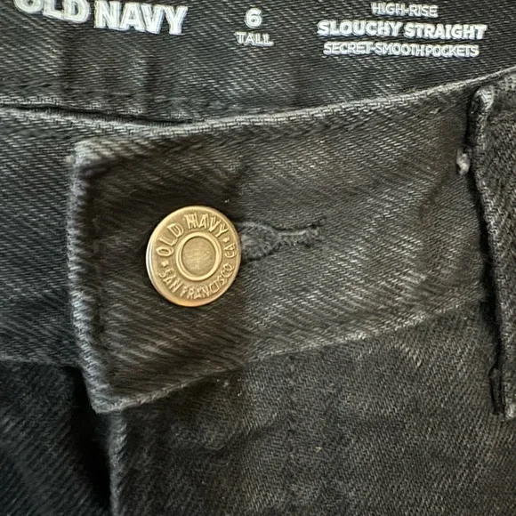 * ❤️OLD NAVY LIGHTLY DISTRESSED  BLACK HIGH-RISE/SLOUCHY STRAIGHT JEANS  6 TALL - Picture 4 of 7